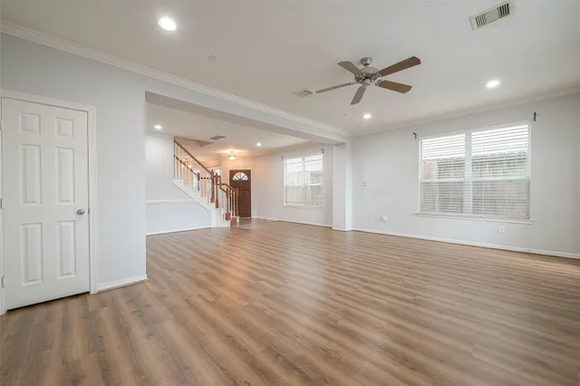 $2,850 | 5530 Kansas Street, Houston, TX 77007