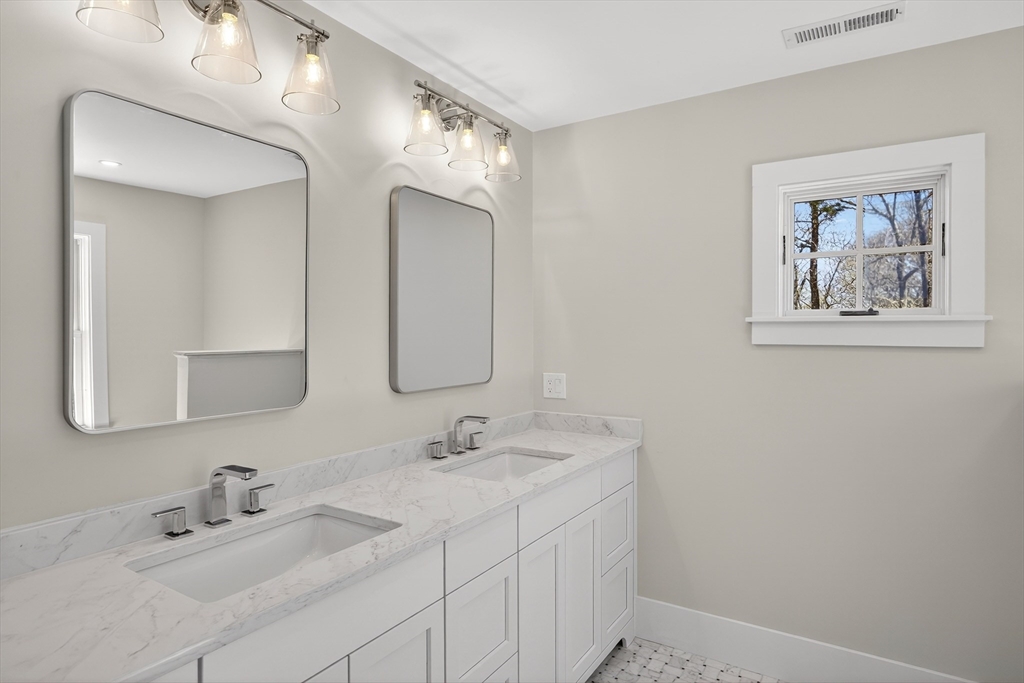 124 Old Jail Lane Barnstable, MA 02630 - Photo 26 of 39