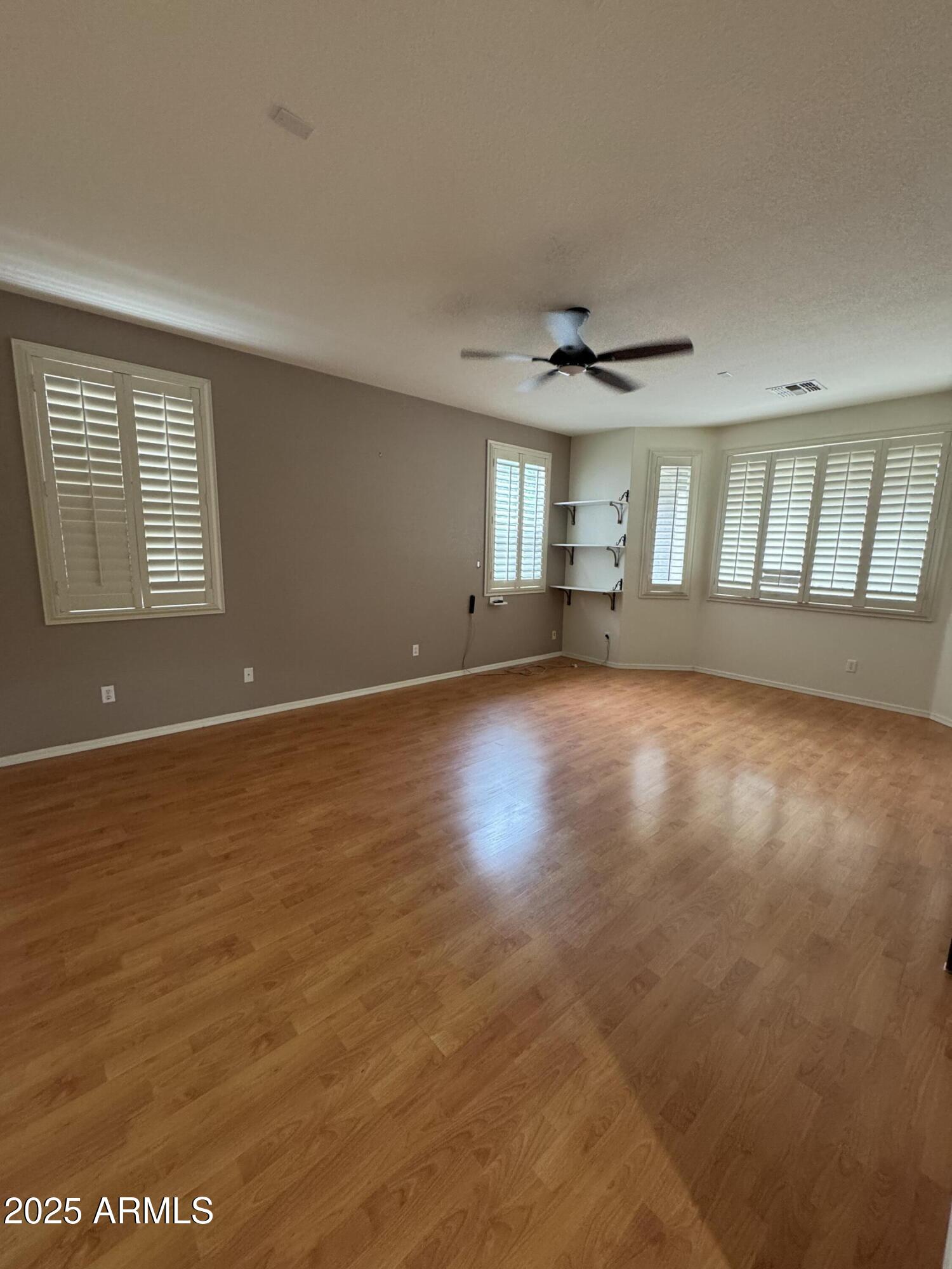 1155 West Laredo Avenue Gilbert, AZ 85233 - Photo 12 of 77 IMG_5112