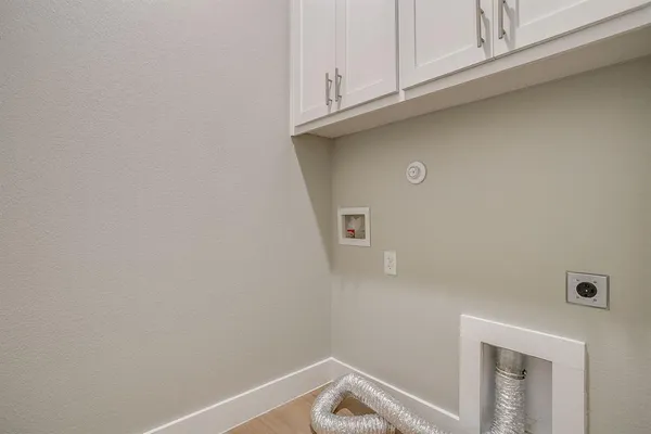 $2,350 | 836 Mesa Vista Drive, Crowley, TX 76036