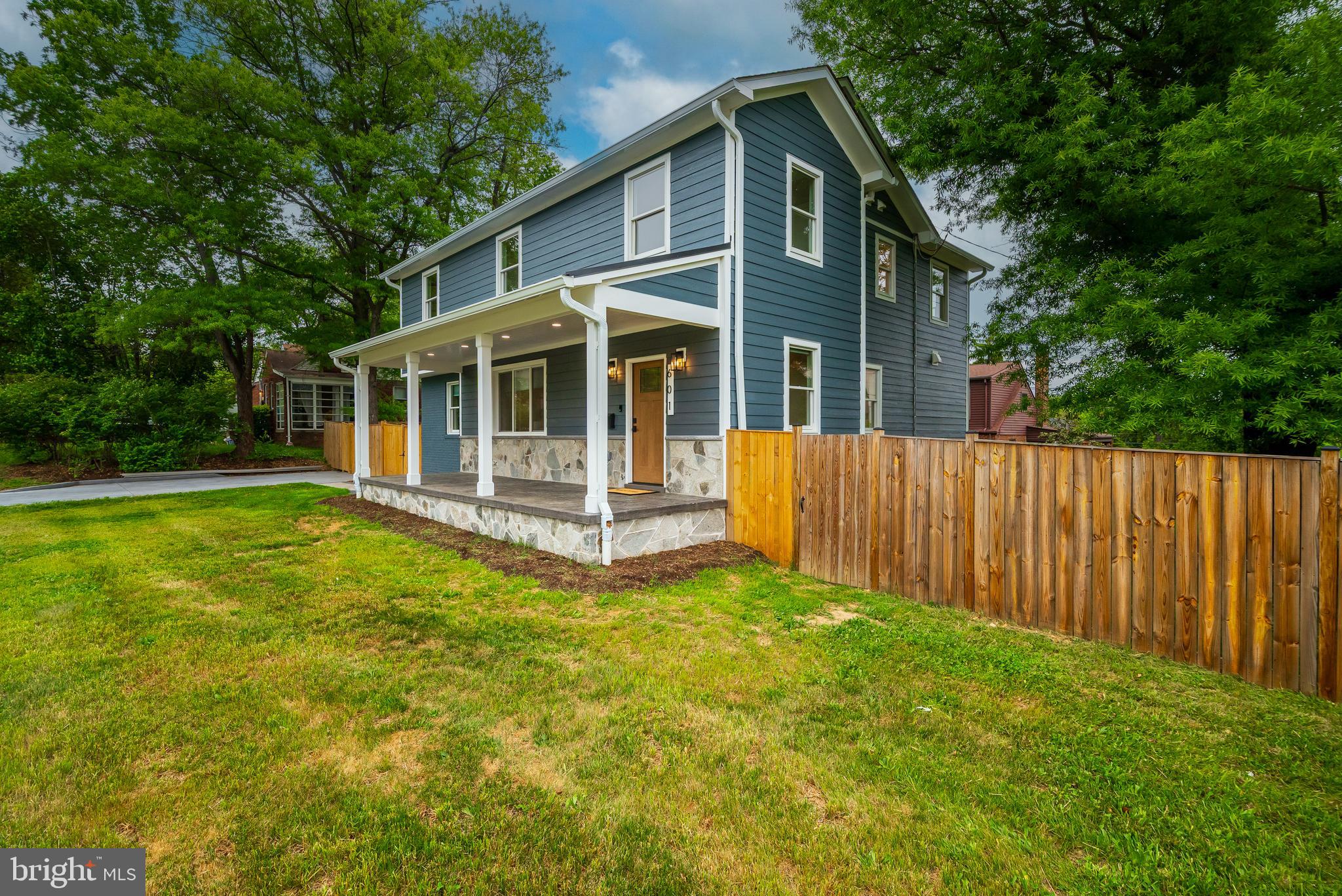 601 Ray Drive Silver Spring, MD 20910 - Photo 2 of 70