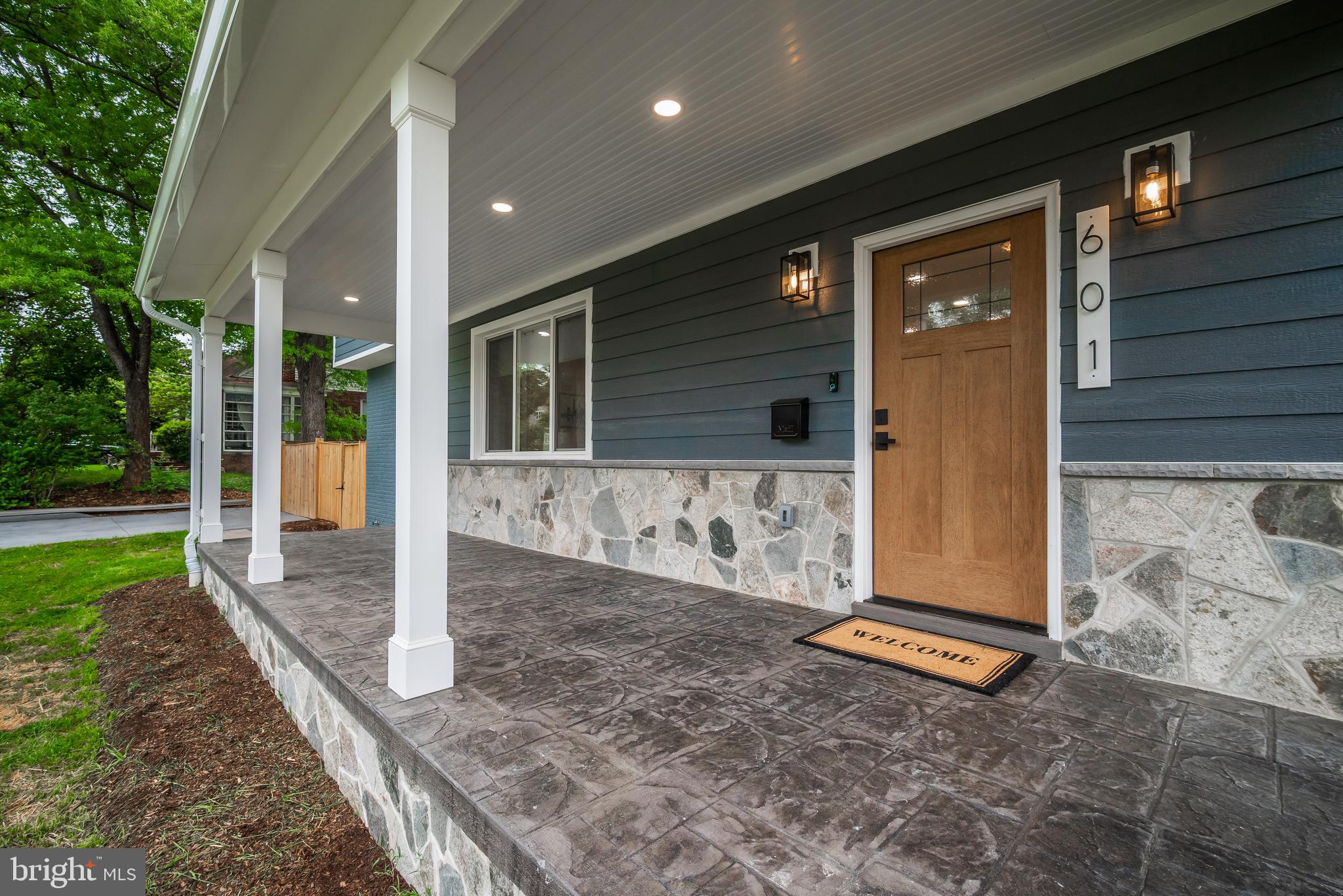 601 Ray Drive Silver Spring, MD 20910 - Photo 3 of 70