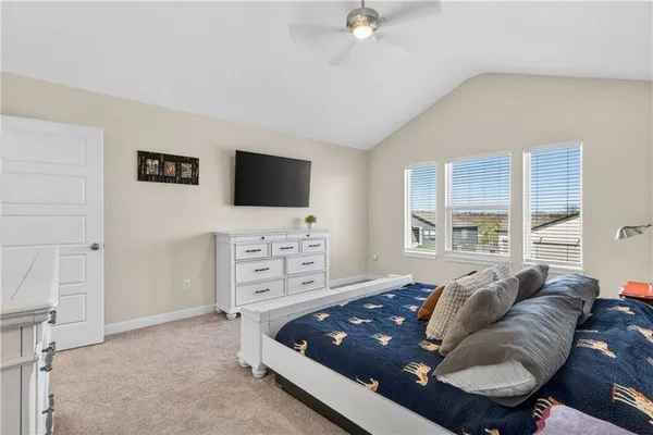 $433,000 | 408 Woodview Drive, Raymore, MO 64083