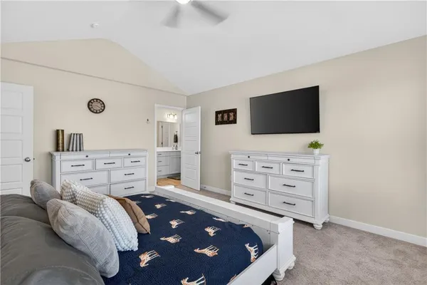 $433,000 | 408 Woodview Drive, Raymore, MO 64083