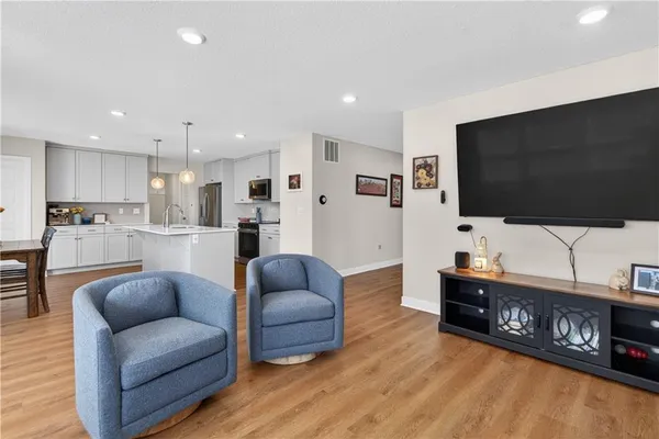 $433,000 | 408 Woodview Drive, Raymore, MO 64083