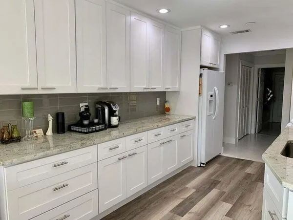 $5,000 | 3230 Aqua Vista Drive, Pompano Beach, FL 33062