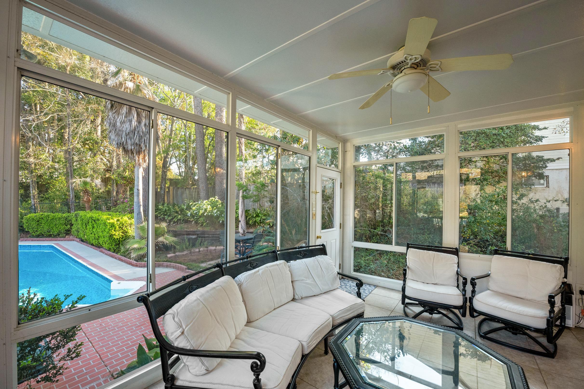 510 Oak Ridge Court West Daphne, AL 36526 - Photo 4 of 50 Sun Room