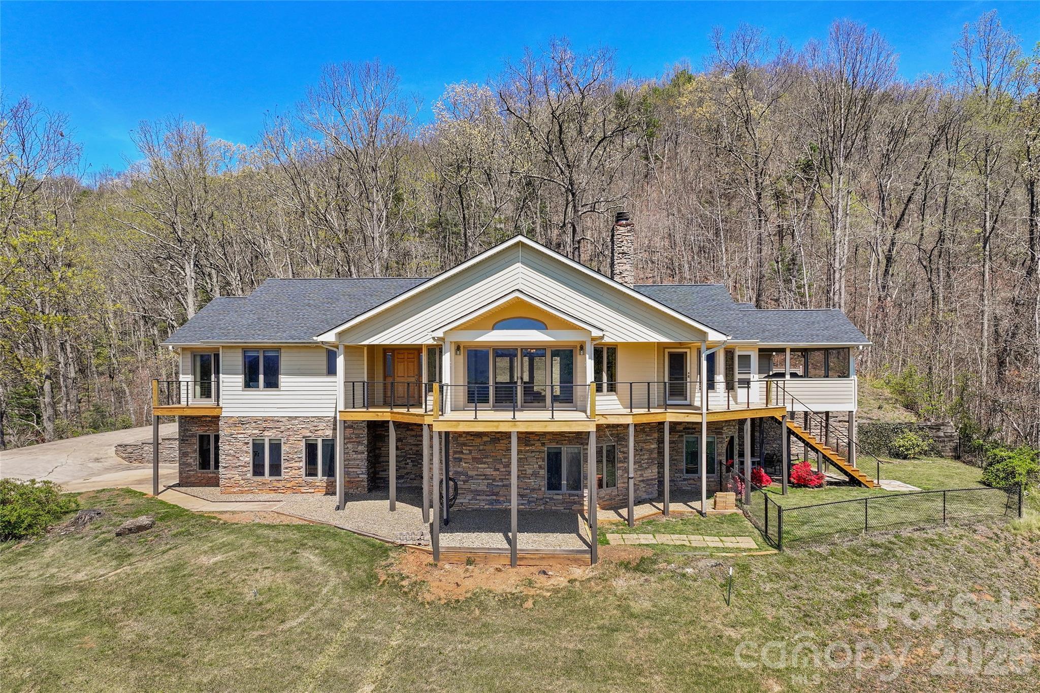 151 Kerr Road Leicester, NC 28748 - Photo 1 of 48 Gallery Image 1