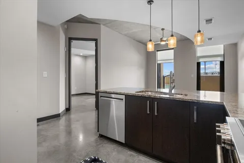 $475,000 | 1510 Demonbreun Street, Unit 512, Nashville, TN 37203