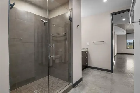 $400,000 | 1510 Demonbreun Street, Unit 512, Nashville, TN 37203