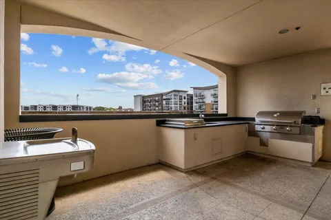 $475,000 | 1510 Demonbreun Street, Unit 512, Nashville, TN 37203