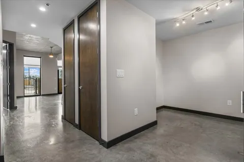 $475,000 | 1510 Demonbreun Street, Unit 512, Nashville, TN 37203