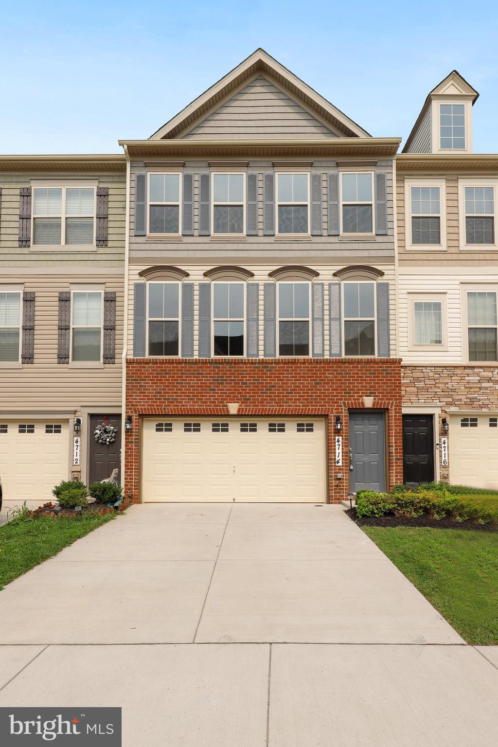 4714 Cambria Road Frederick, MD 21703 - Photo 2 of 51