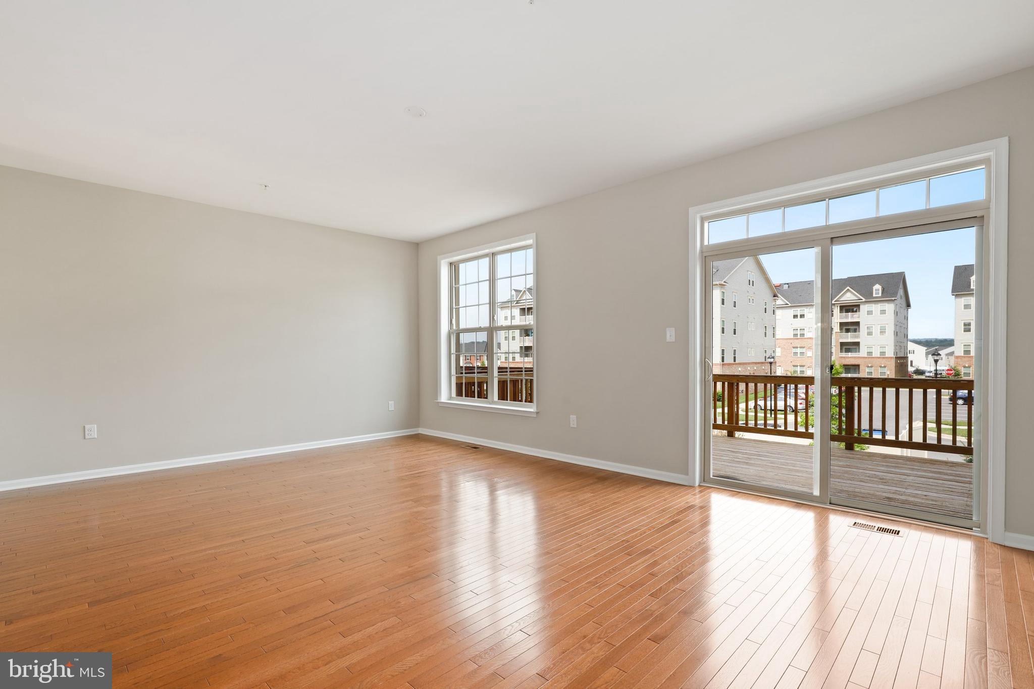 4714 Cambria Road Frederick, MD 21703 - Photo 9 of 51