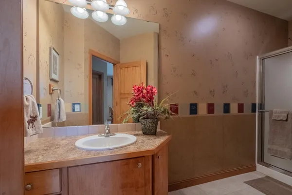 $650,000 | 2221 Greenfield Drive East, Northfield, MN 55057