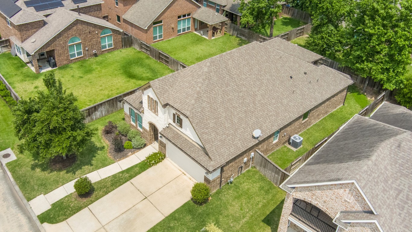 22622 Cutter Mill Drive Spring, TX 77389 - Photo 37 of 40 AERIAL VIEW – Welcome to your place in Sawmill Ranch, where tree-lined streets and well-kept homes create a warm, established community you’ll be proud to call home.
