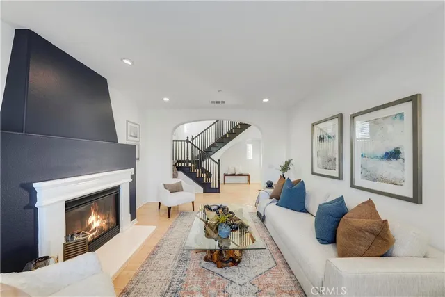 $1,749,000 | 7988 Aldea Circle, Huntington Beach, CA 92648