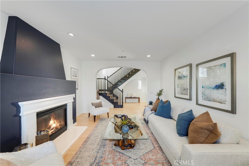 7988 Aldea Circle Huntington Beach, CA 92648 - Photo 15 of 45