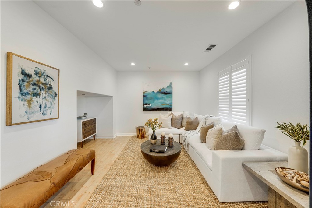 7988 Aldea Circle Huntington Beach, CA 92648 - Photo 22 of 45