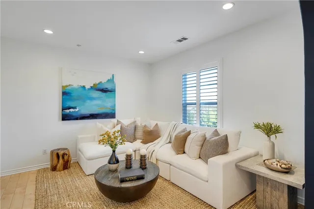 $1,749,000 | 7988 Aldea Circle, Huntington Beach, CA 92648