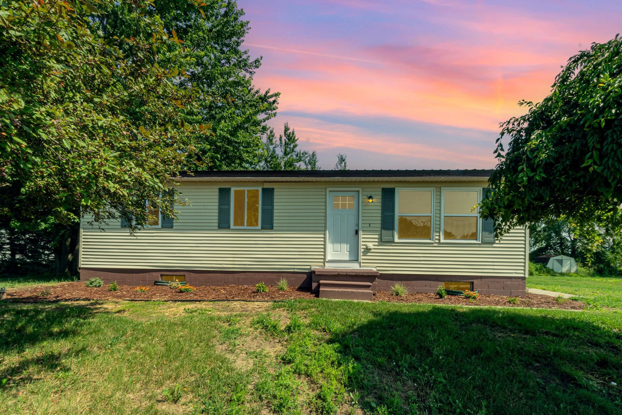 10955 East Coleman Road Coleman, MI 48618 - Photo 29 of 29 1913019-30.JPG