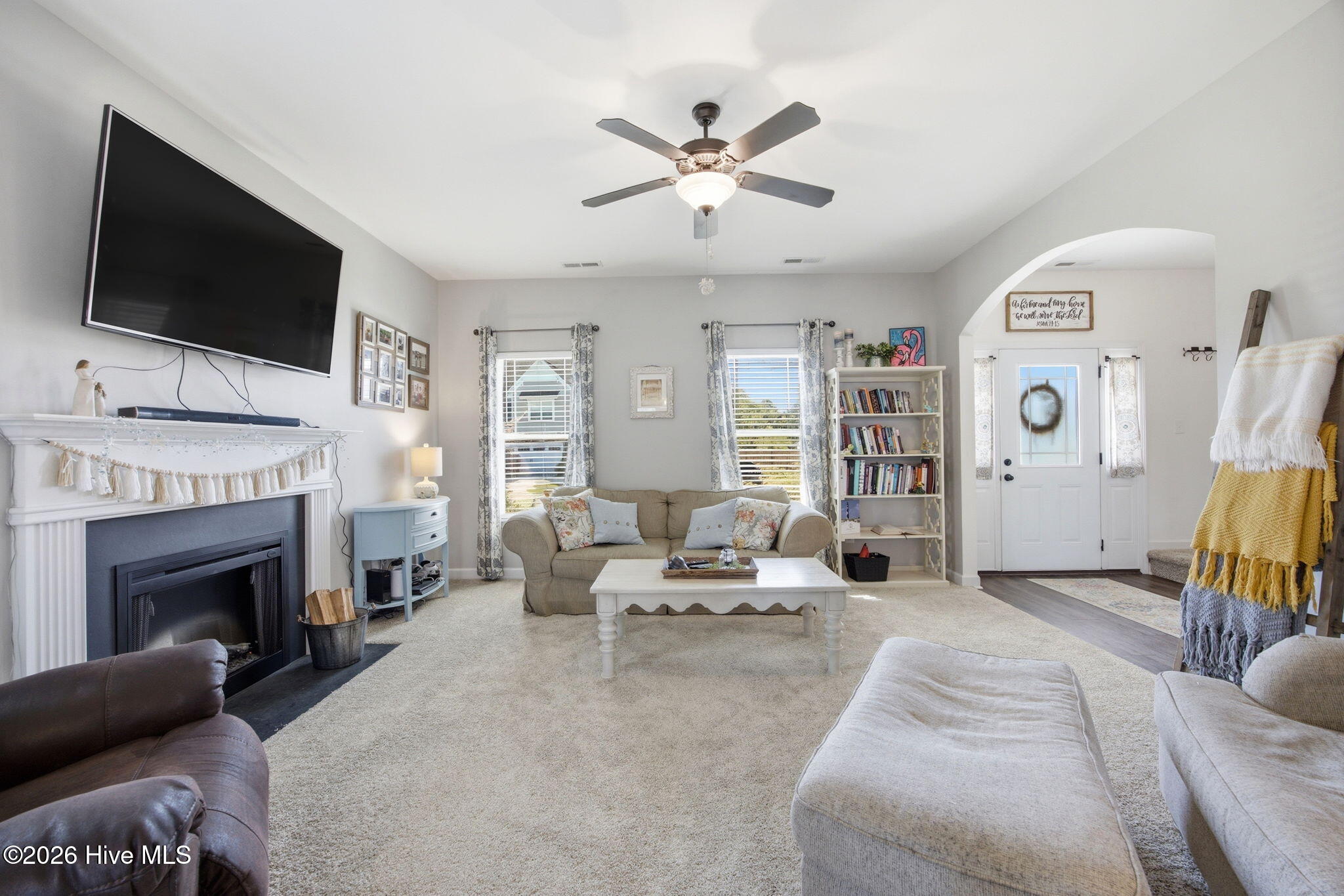 685 Aria Lane Hubert, NC 28539 - Photo 5 of 53 7-web-or-mls-685 aria ln 8