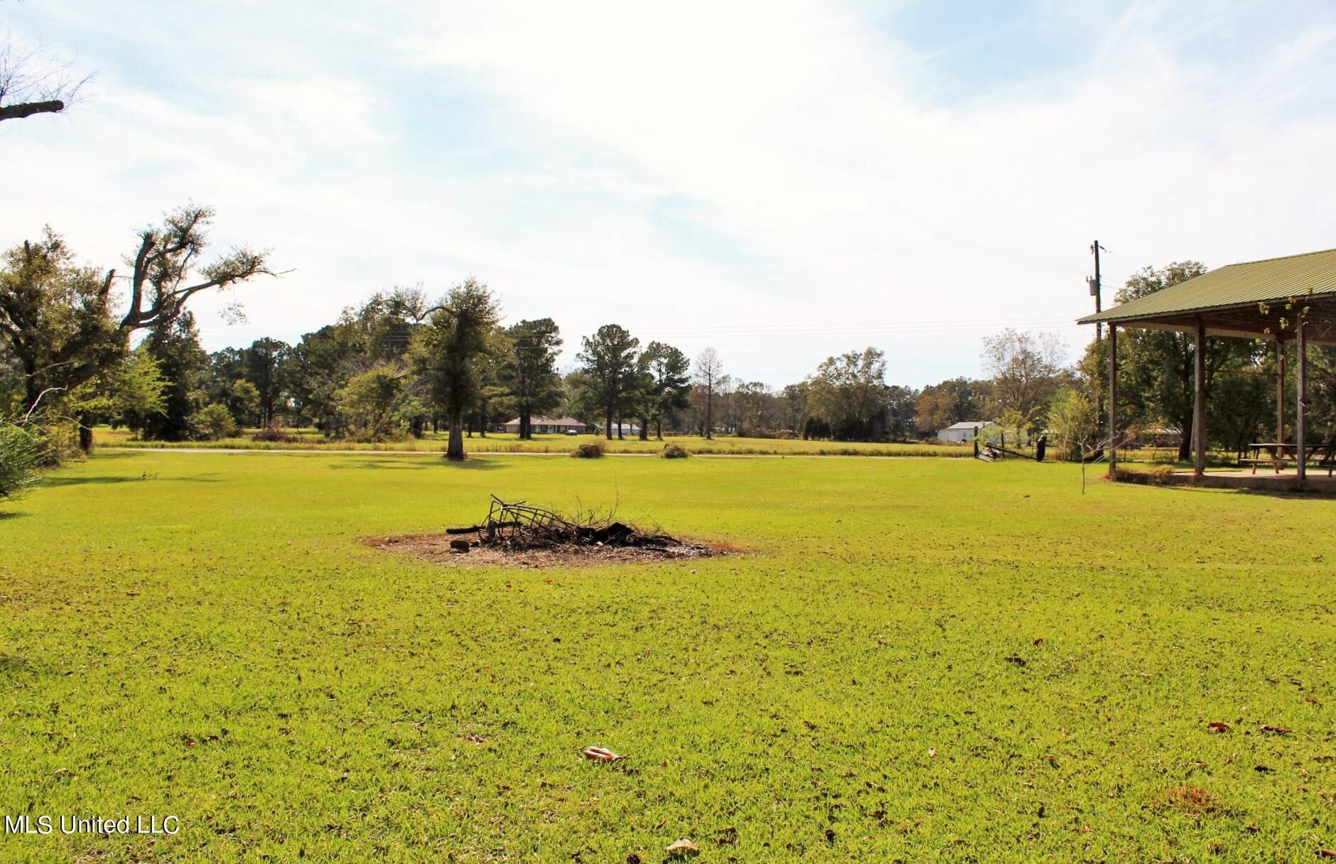 123 Gordon Road Lucedale, MS 39452 - Photo 34 of 43 33-Back