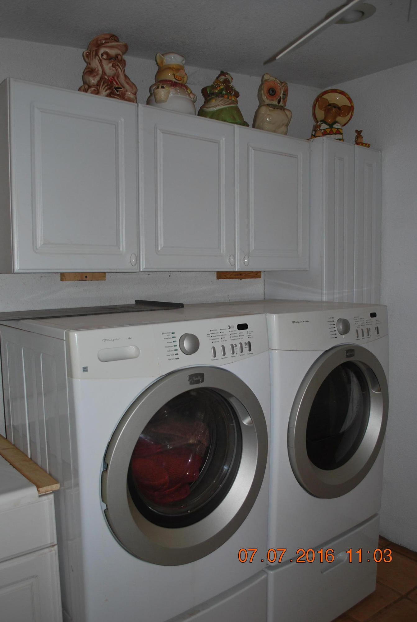 7490 Brett Road Shingletown, CA 96088 - Photo 19 of 46 7490 Brett Laundry room 2