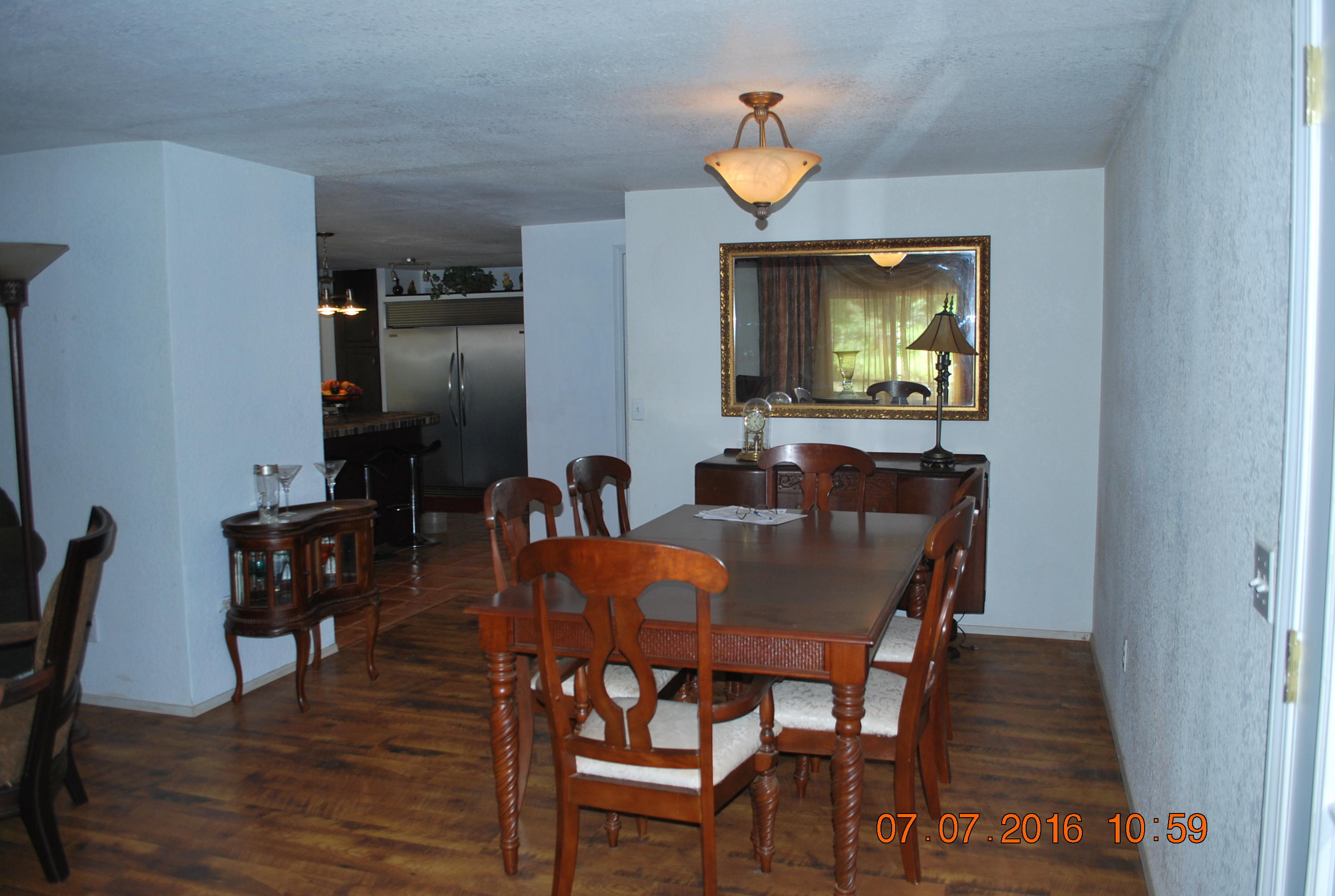7490 Brett Road Shingletown, CA 96088 - Photo 3 of 46 7490 Brett Dining area