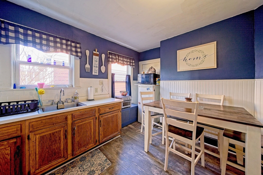 17 Briarfield Road Milton, MA 02186 - Photo 12 of 25 Gallery Image 12