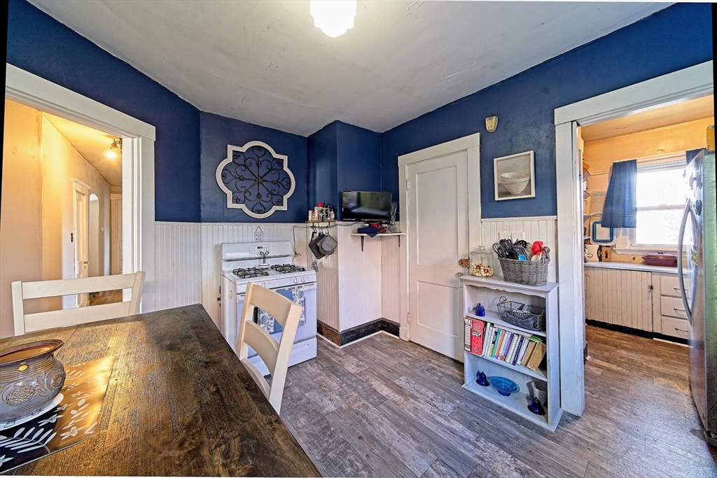17 Briarfield Road Milton, MA 02186 - Photo 13 of 25 Gallery Image 13