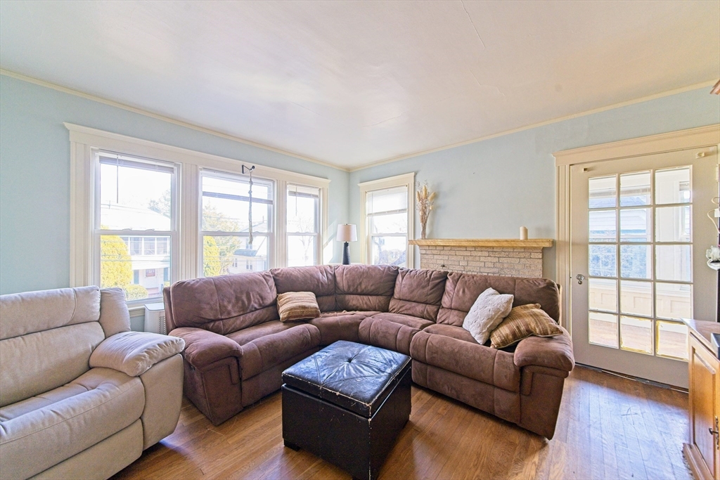 17 Briarfield Road Milton, MA 02186 - Photo 19 of 25 Gallery Image 19