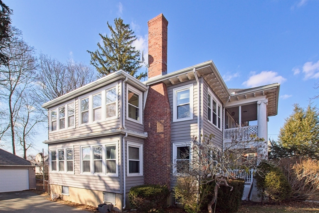 17 Briarfield Road Milton, MA 02186 - Photo 3 of 25 Gallery Image 3