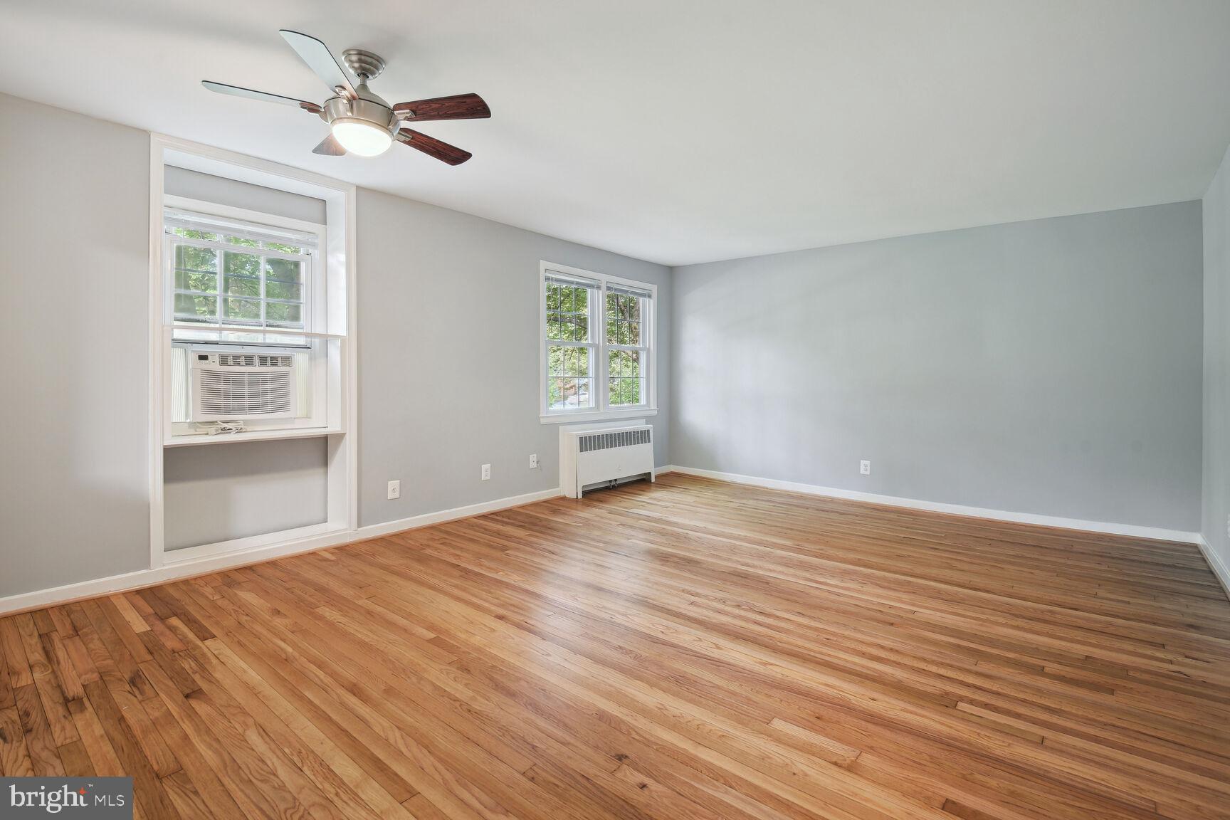 2302 Colston Drive, Unit 2302C Silver Spring, MD 20910 - Photo 5 of 24