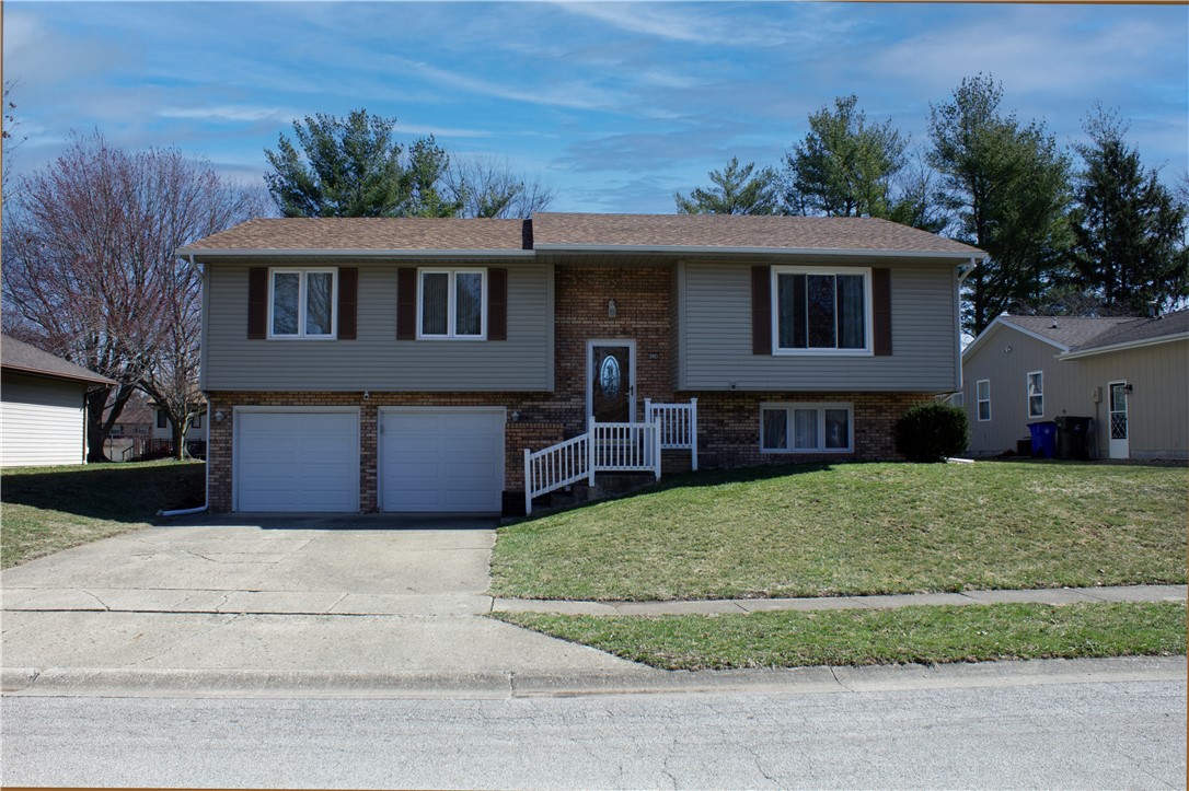 4634 Redbud Court Decatur, IL 62526 - Photo 1 of 29 Gallery Image 1