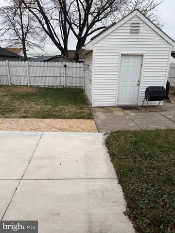 $2,500 | 2407 Saratoga Avenue, Baltimore, MD 21227