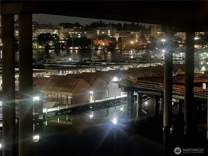 $360,000 | 2524 Boyer Avenue East, Unit 322, Seattle, WA 98102