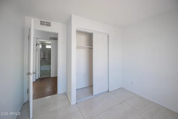 $1,995 | 3629 East Blanche Drive, Phoenix, AZ 85032