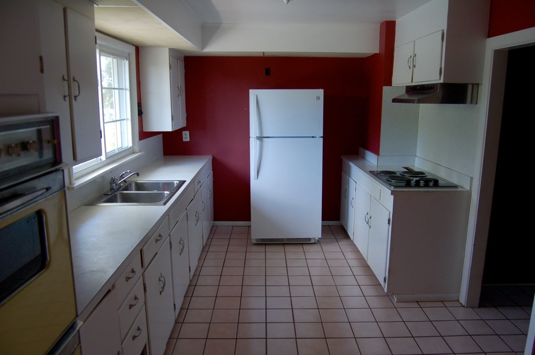 7775 Sayler Road Williamsburg, MI 49690 - Photo 6 of 24 1822395-5.JPG
