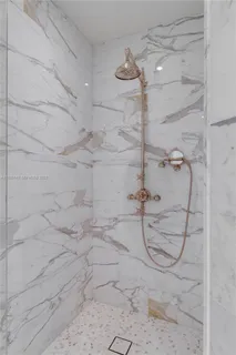 $3,800,000 | 16 Island Avenue, Unit 1A, Miami Beach, FL 33139