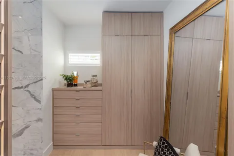 $3,800,000 | 16 Island Avenue, Unit 1A, Miami Beach, FL 33139