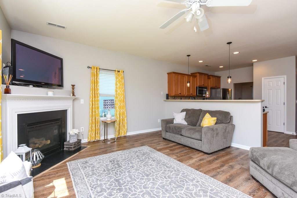 3329 Grandview Club Road Pfafftown, NC 27040 - Photo 10 of 26 Gallery Image 10