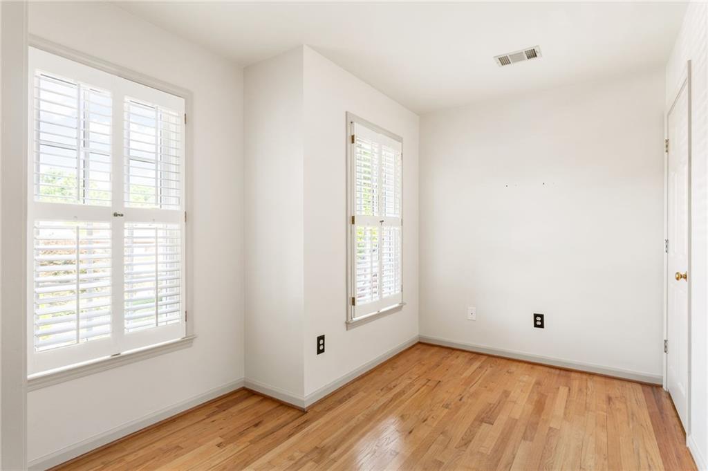 2148 Village Point Northeast Atlanta, GA 30319 - Photo 21 of 32
