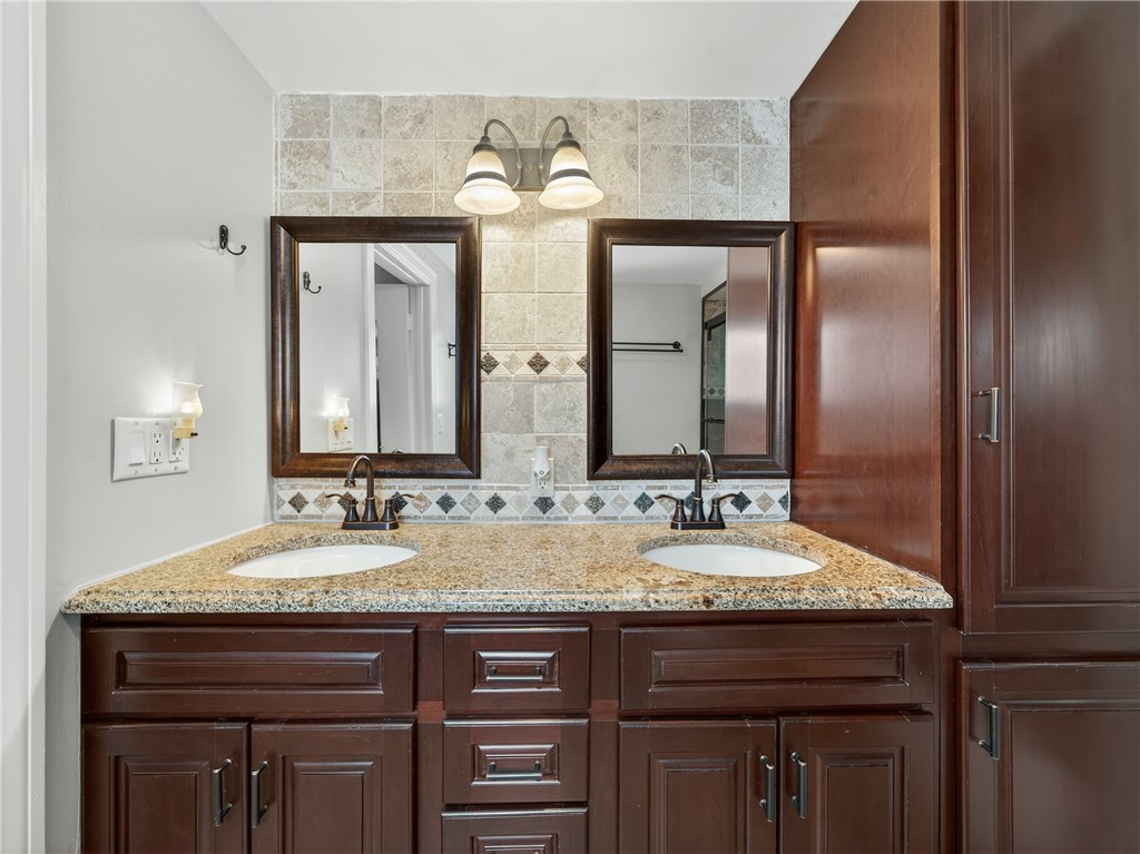 5352 Skinner Road Arcadia, NY 14505 - Photo 18 of 39 First floor bathroom