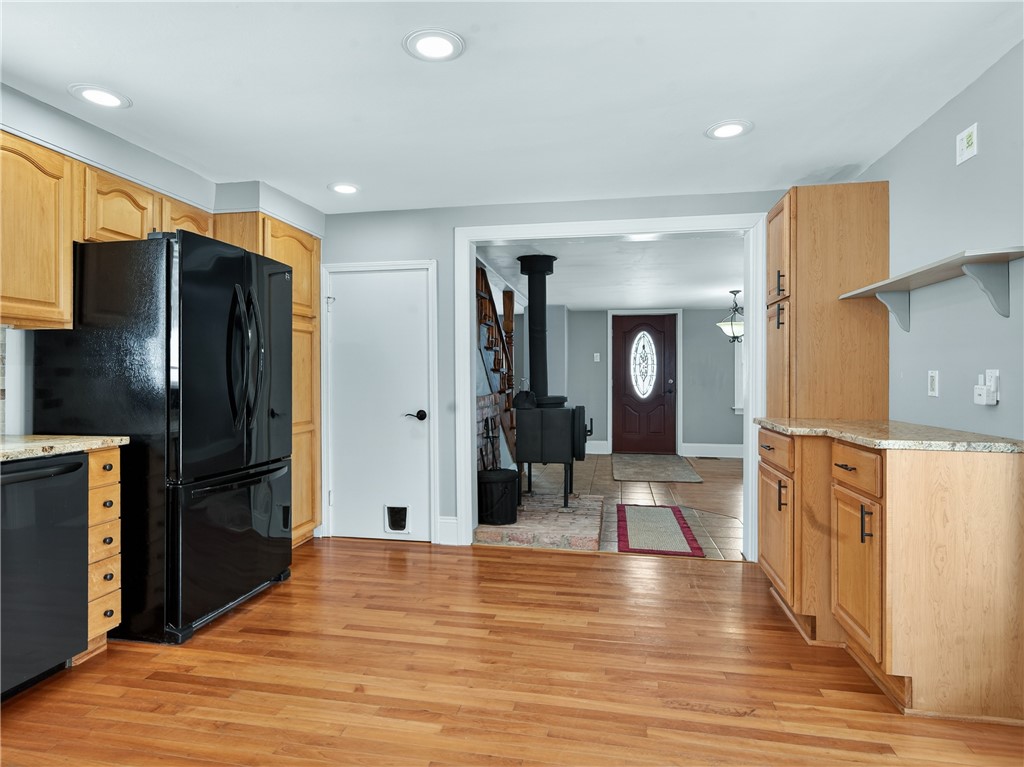 5352 Skinner Road Arcadia, NY 14505 - Photo 8 of 39 Kitchen