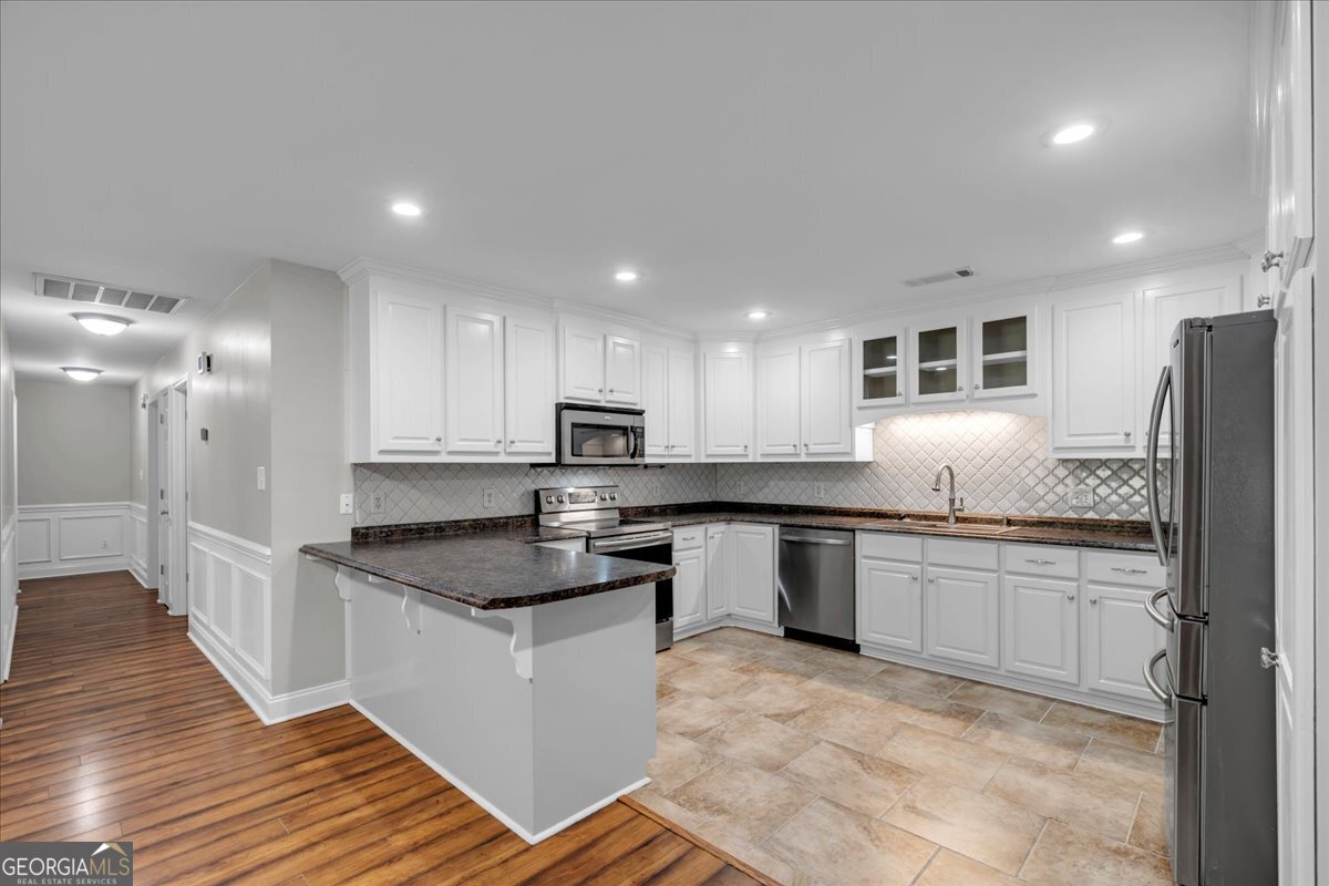 222 Blue Ridge Lane Warner Robins, GA 31088 - Photo 11 of 79