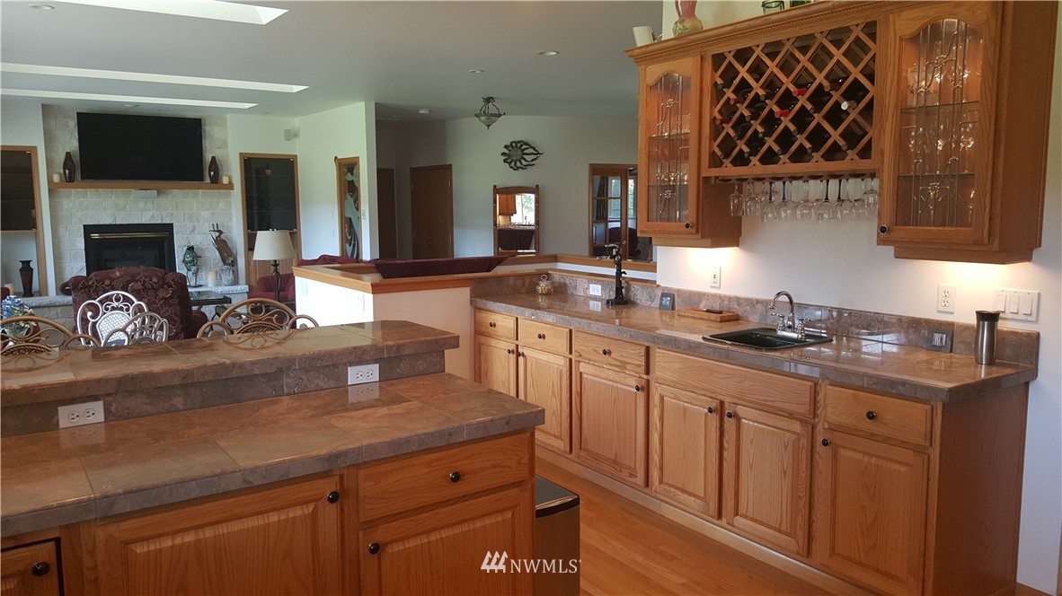 790 East Old Ranch Road Allyn, WA 98524 - Photo 11 of 25 Gallery Image 11