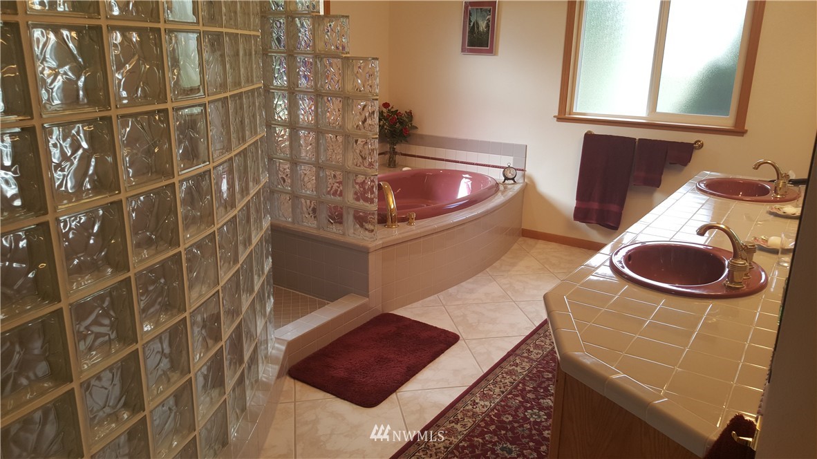 790 East Old Ranch Road Allyn, WA 98524 - Photo 14 of 25 Gallery Image 14