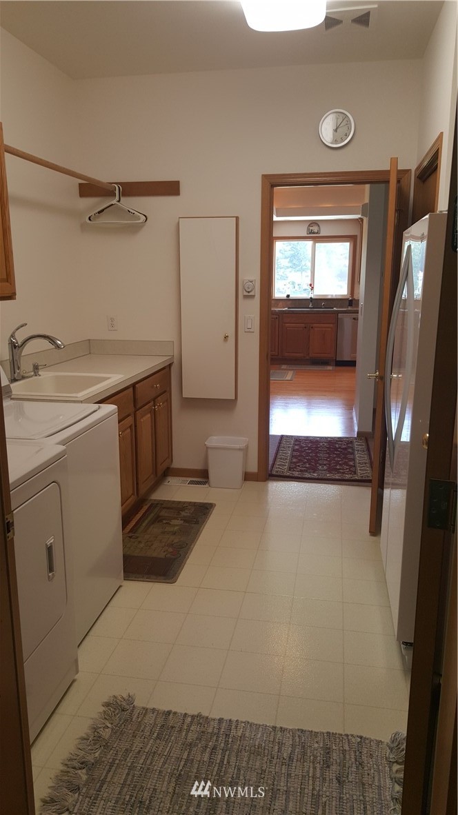 790 East Old Ranch Road Allyn, WA 98524 - Photo 17 of 25 Gallery Image 17