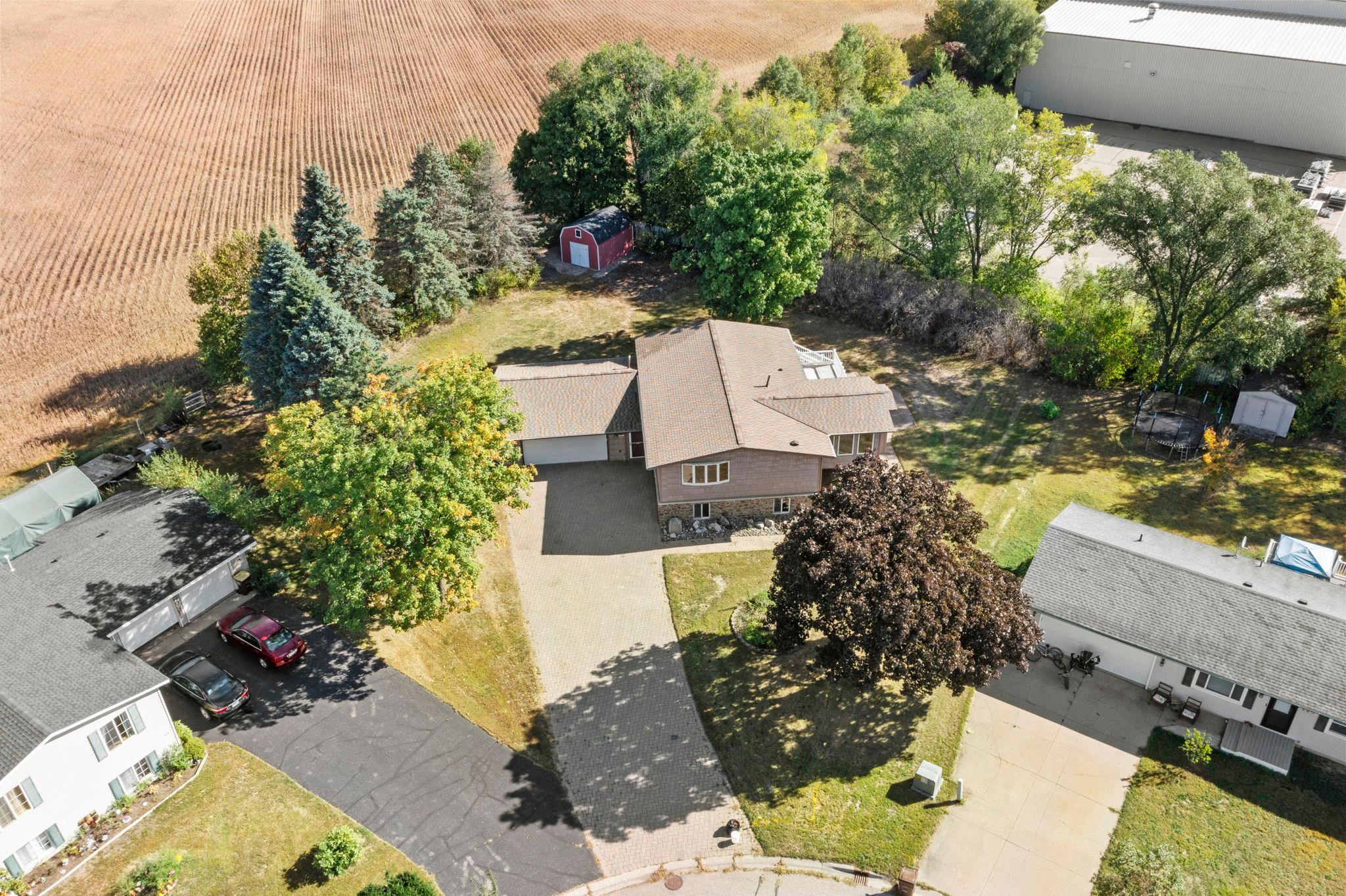 302 Jennifer Lane Jordan, MN 55352 - Photo 2 of 24 Gallery Image 2